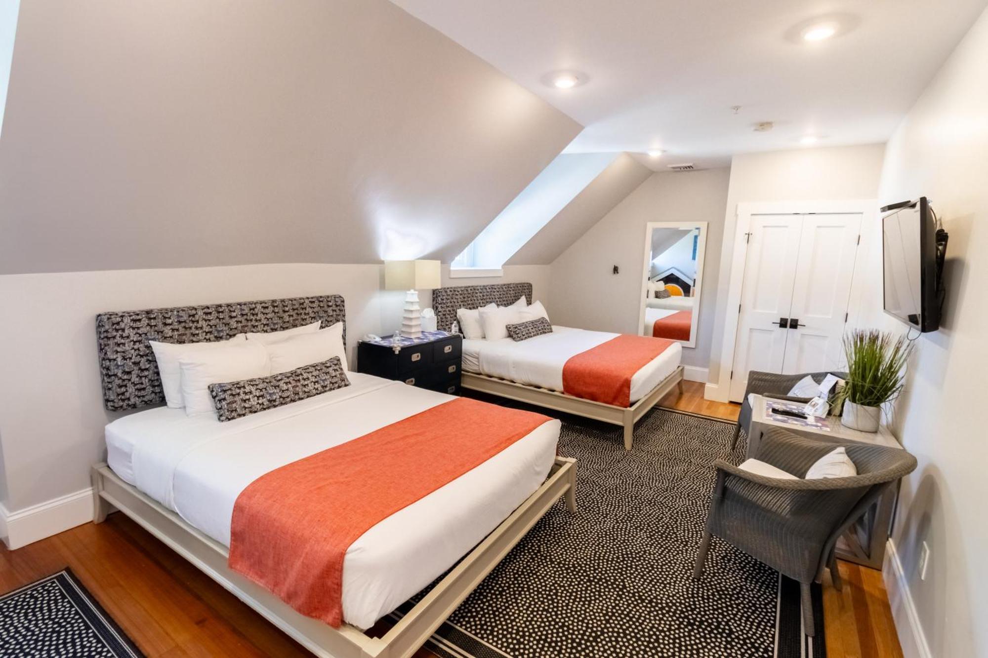 Paws On Pelham (adults Only) 3* Torre di Newport